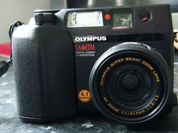 Olympus C4040Z