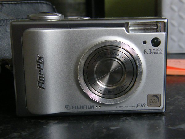 Finepix F10